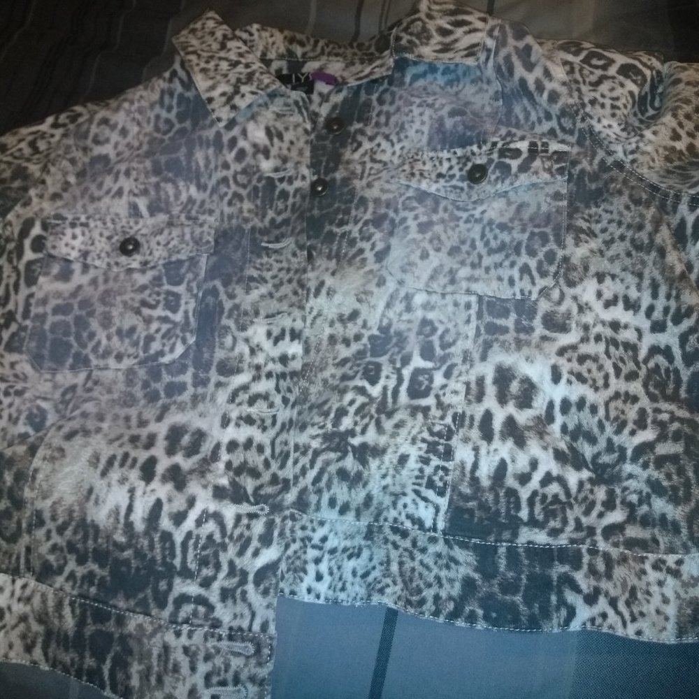 Leopard Print Jean jacket